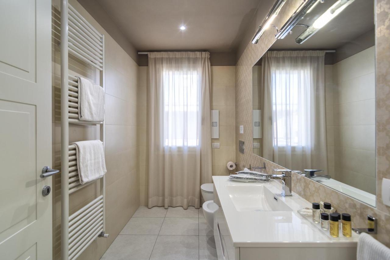 Le Dimore Del Borgo Lucca Exterior photo